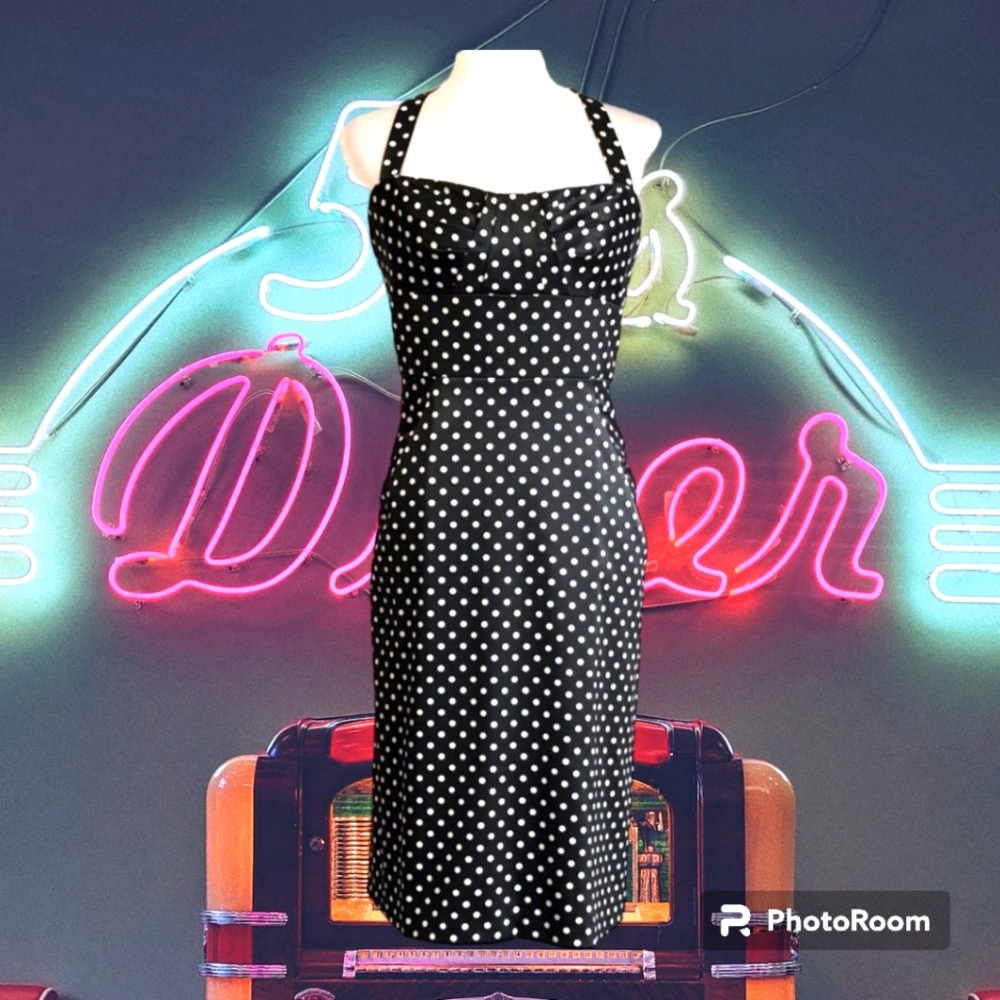 Donna Ricco Pinup Style Polka Dot Halter dress